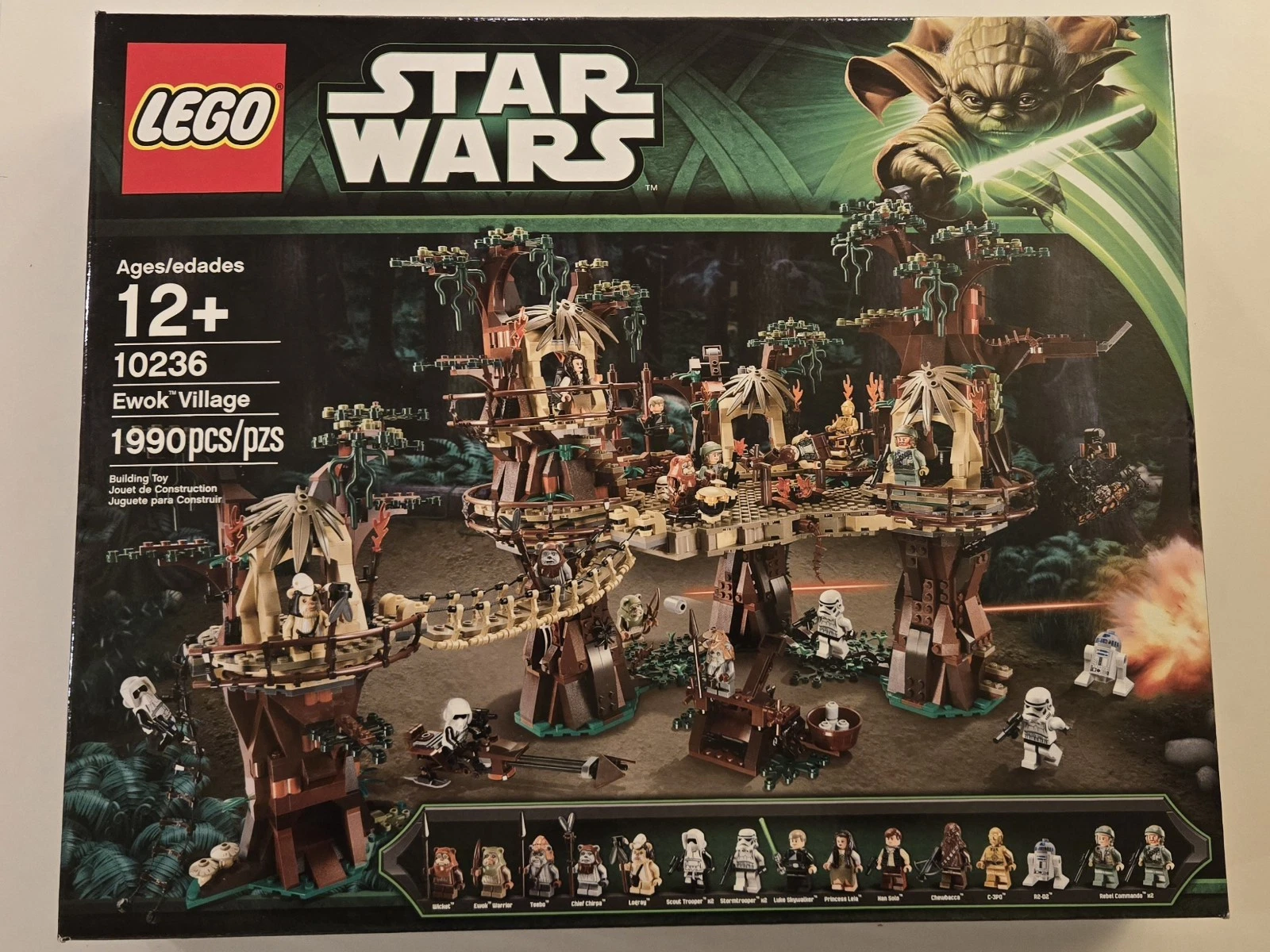 LEGO Star Wars: Ewok Village (10236) - Image 16