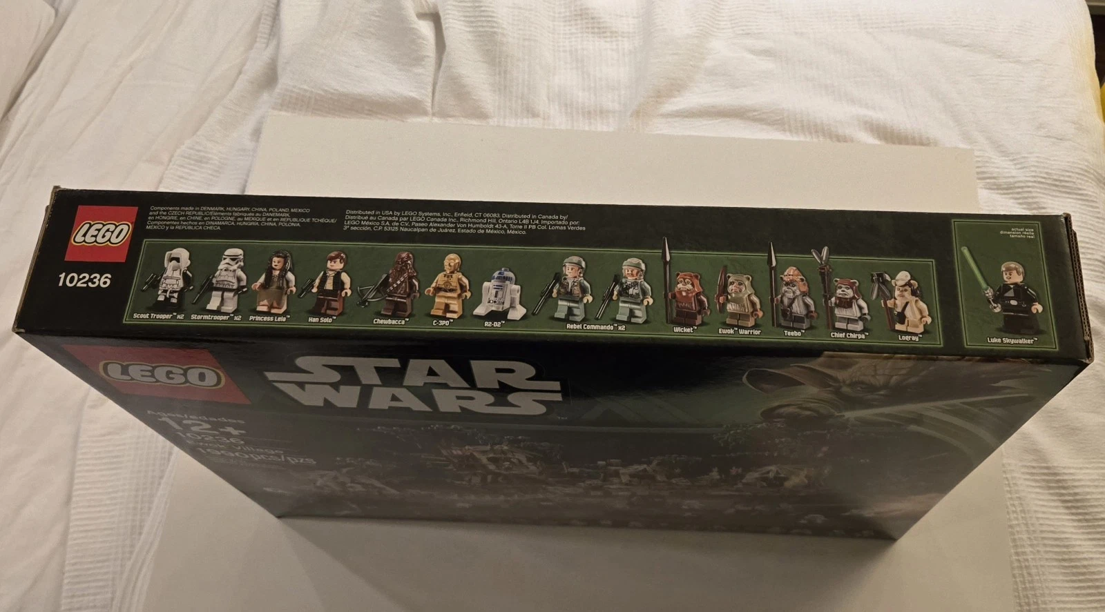 LEGO Star Wars: Ewok Village (10236) - Image 12