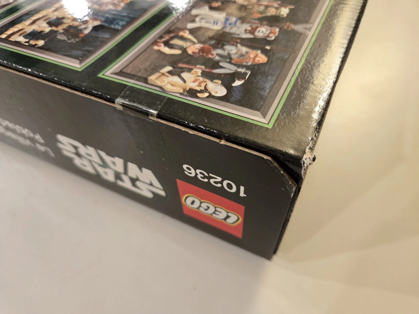 LEGO Star Wars: Ewok Village (10236) - Image 5