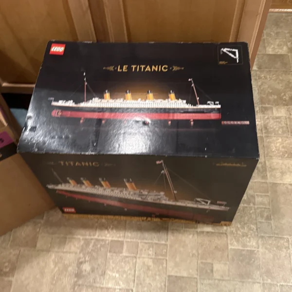 LEGO 10294 Titanic Brand New in Sealed Box w/original lego shipping box - Image 8