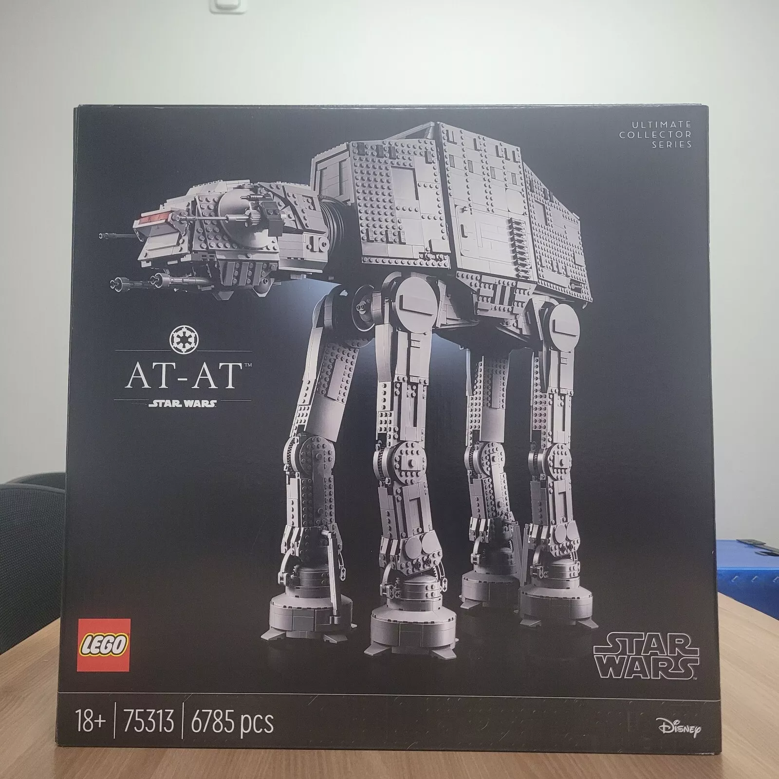 Lego 75313 UCS Star Wars AT-AT 6785pcs Expedited Shipping - Sealed