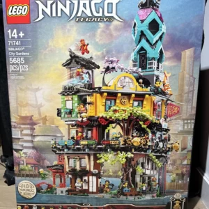 LEGO NINJAGO CITY GARDENS (71741)