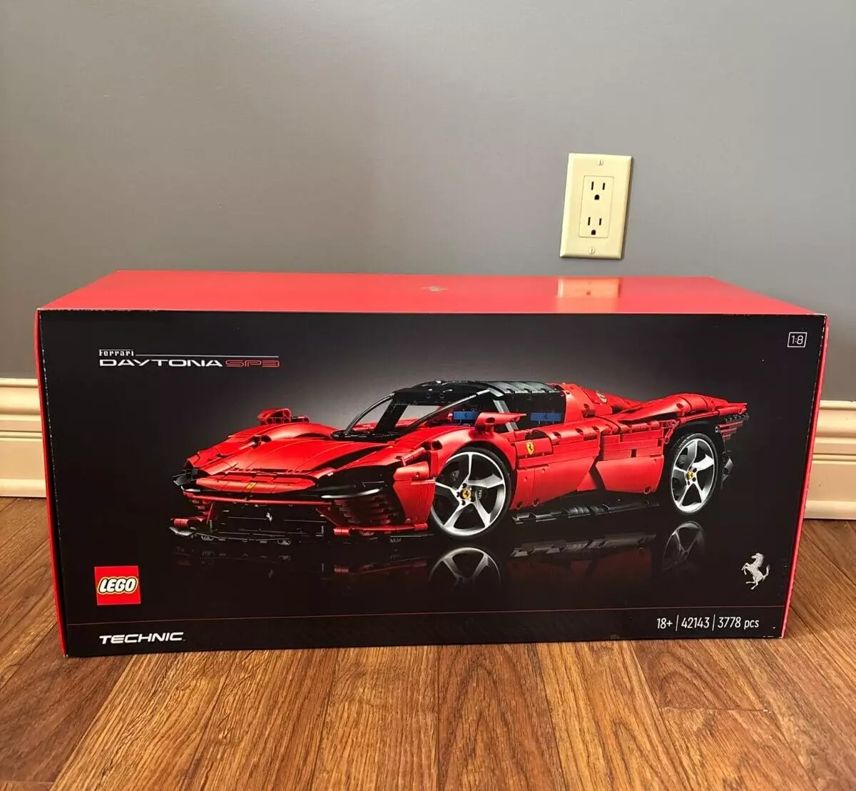 Lego Technic Ferrari Daytona SP3 (42143) AUTHENTIC LEGO