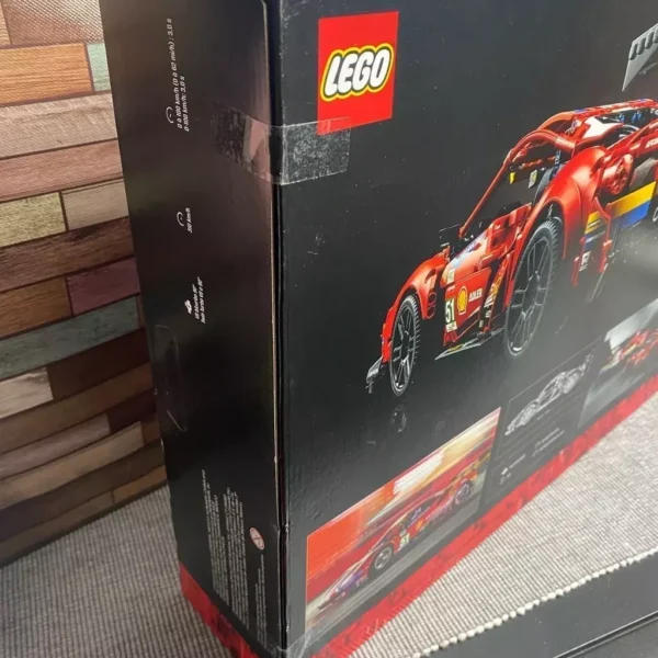 LEGO TECHNIC: Ferrari 488 GTE “AF Corse - Image 2