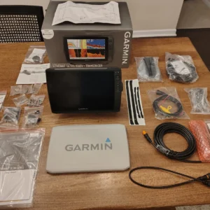 Garmin Echomap Ultra 106sv with GT54 Transducer and Navionics Bundle